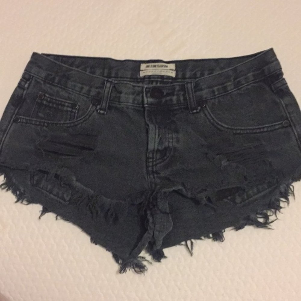 One teaspoon vintage black wash, destroyed denim